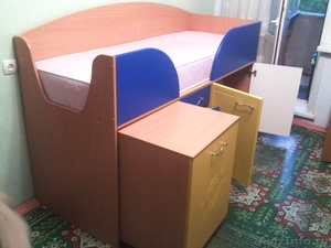 Детская кровать с встроенным выдвижным столом - Изображение #3, Объявление #724792