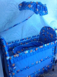 кроватка манеж,сине-голубого цвета на колесиках                                  - Изображение #4, Объявление #1250889